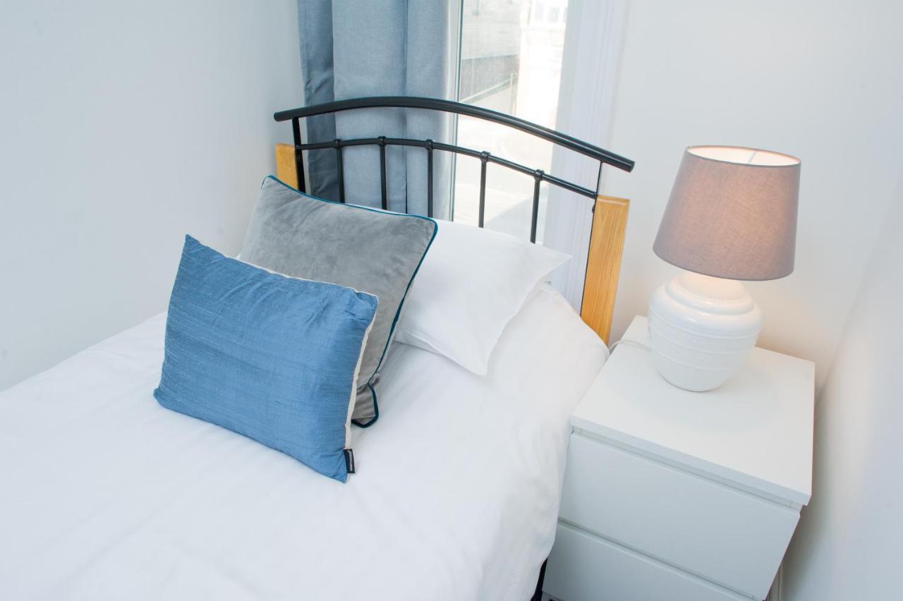 Mycityhaven - 3 Bedroom Shirehampton Flat Near Avonmouth & M4 Бристоль Экстерьер фото